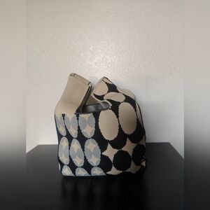 Stylish Black and Cream Women's Bag